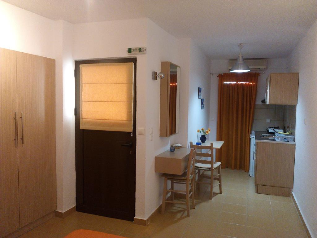 Meltemi Apartment Vourkárion